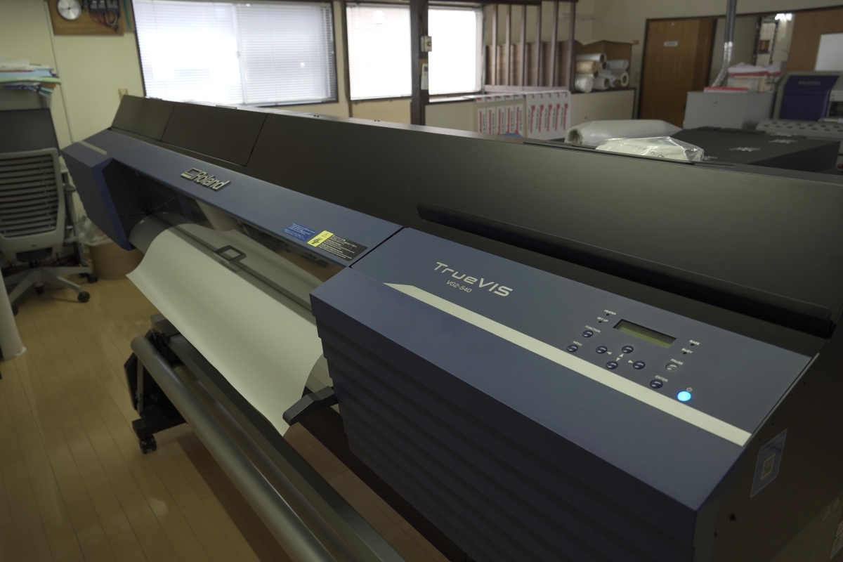 エコソルベント対応の大判プリンター